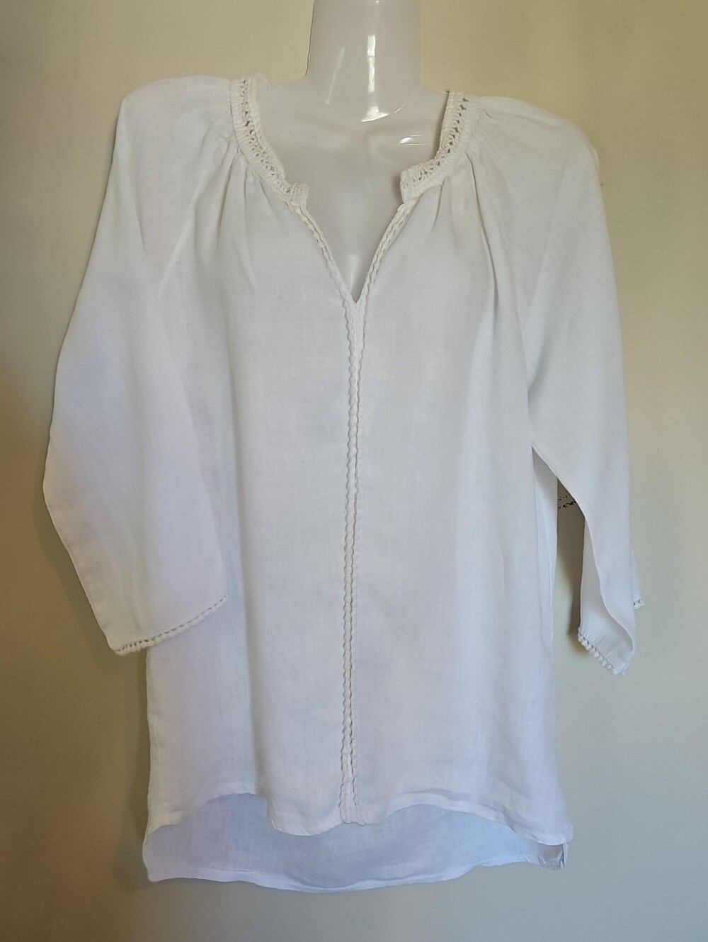 Women's White Linen Crochet-Trim Tunic